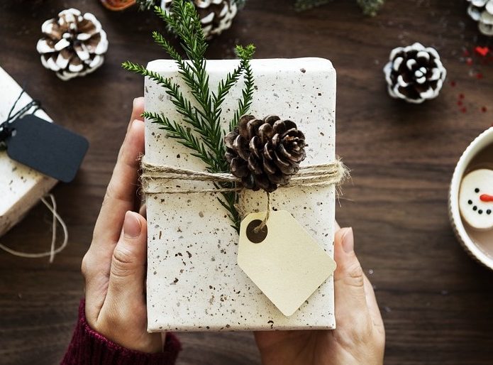 7 Tips for setting the holiday mood