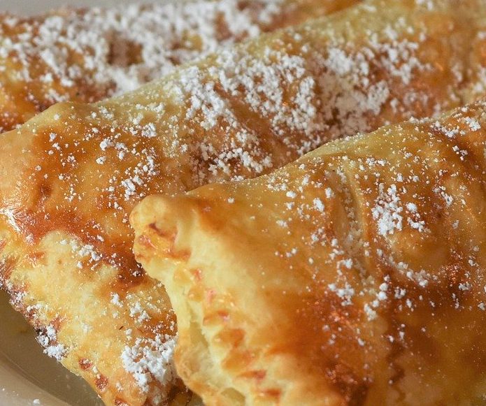 Easy Hot Apple Pie Pockets Recipe