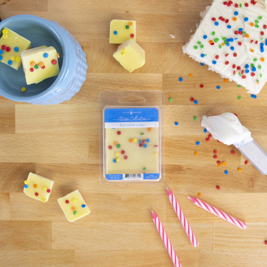 Birthday Cake Artisan Wax Melts by Candle Warmers Etc. Rich white cake and creamy sprinkled frosting. 100% soy wax.