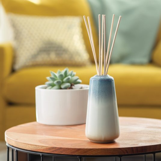 Beautiful Diffuser - Pineapple Ceramic Essential Oil Diffuser