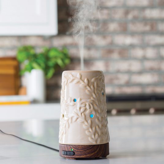 Candle Warmers Etc Flourish Ultra Sonic Essential Oil Diffuser in