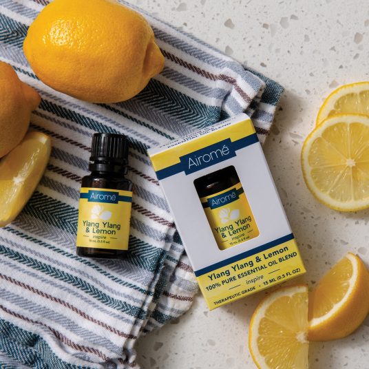 An inspiring blend of Ylang Ylang and Citrus. Diffuse to boost and brighten your atmosphere.