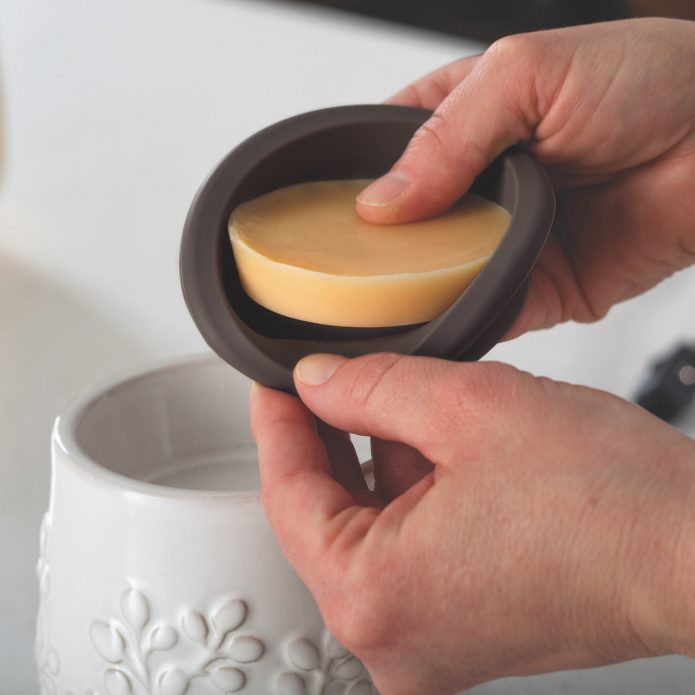How to use a Flip Dish Wax Warmer