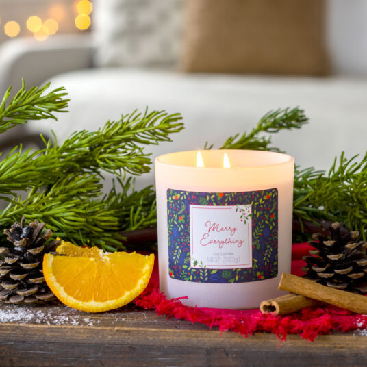 MERRY EVERYTHING SOY CANDLE: This scent is everything holiday combined into one festive fragrance, from spicy cinnamon and nutmeg, to top notes of sweet oranges.