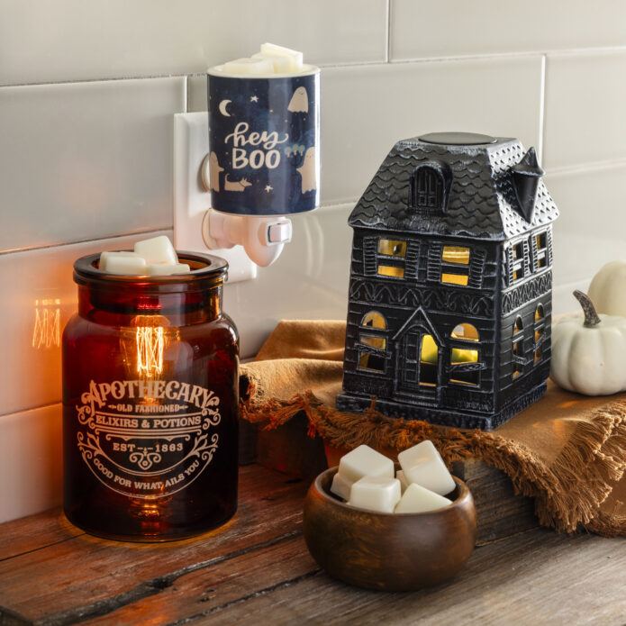 The Ultimate Fall Fragrance Guide: Cozy Up Your Home with Fall Favorites