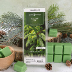 BALSAM FIR FRAGRANCE: Fresh cut balsam fir on a crisp winter day. TOP NOTES: Invigorating Green Highlights, Fir Needle, Sprinkle of Spice MID NOTES: Balsam Peru, Leafy Greens, Splash of Fruit, Earthy Accents BASE NOTES: Gentle Musk, Warm Woods, Caramelized Sugar, Soft Powder