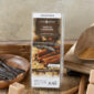 VANILLA CINNAMON FRAGRANCE: Pure vanilla bean, sweet cinnamon, and a touch of sugar. TOP NOTE: Buttery Caramel MID NOTE: Cinnamon Sugar BASE NOTE: Vanilla Cake