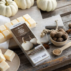 Enjoy our White Pumpkin & Oak Wax Melts, a warm fragrance with notes of harvest pumpkin, crisp forest greens, and bronzed chestnut. This scent is a subtle twist on the warm, rich pumpkin pie scent we all know and love. Nuanced hints of ambered birch, peppered oak, and a dash of seasonal spice round out this festive fragrance. TOP NOTES: Cinnamon, Allspice, Green MID NOTES: Cinnamon, Chestnut, Birch Wood BASE NOTES: Spiced Chestnut, Wood, Vanilla