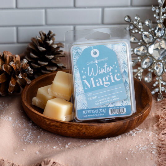 Experience the enchantment of the season with Winter Magic Wax Melt. Sweet peppermint, citrus, and juicy berries blend with creamy vanilla and white musk for a cozy winter vibe. This festive fragrance wil give your home the ambiance of a magical winter wonderland. TOP NOTES: Mint, Citrus MID NOTES: Berry, Peppermint BASE NOTES: Vanilla, White Musk