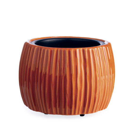 The Harvest Pumpkin Crock Candle Warmer adds a cozy, autumnal touch with its charming pumpkin design and rich orange reactive glaze finish.