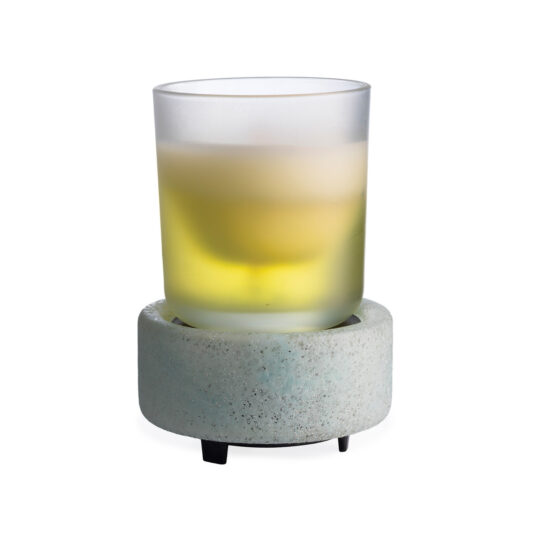 Bring coastal elegance to your space with the Beach Glass 2-in-1 Warmer, showcasing a flecked aqua sea glass base and a removable frosted dish for easy cleaning.